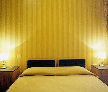 Hotel Lemon Garden Rzym Zewnętrze zdjęcie